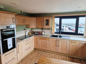 Unique 2BD Apartment Folkestone Harbour